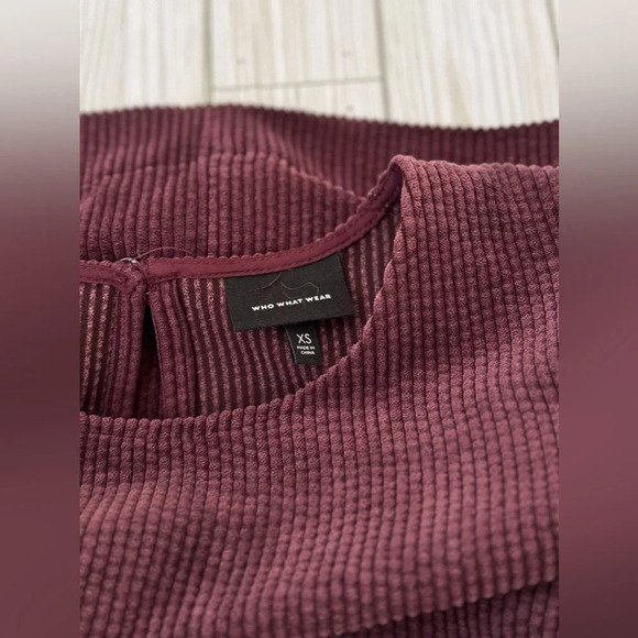 Who What Wear | Corduroy Puff Short Sleeve Mini Dress Wine Tasting - Size XS - Picture 7 of 7